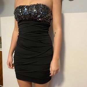 black strapless tube dress